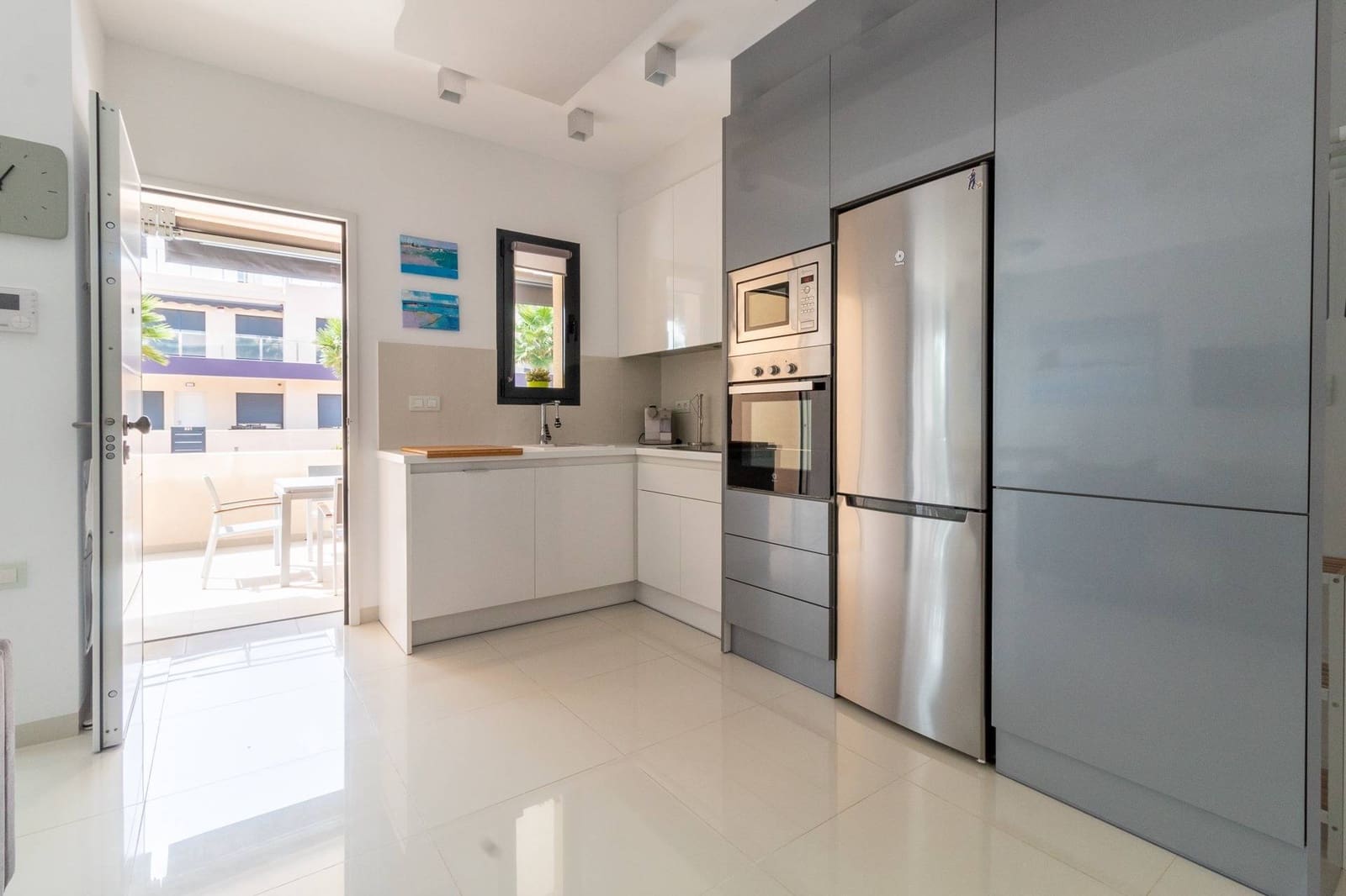 3 soverom Leilighet til leie i Torre de la Horadada - € 4 200 (Ref: 9945837)