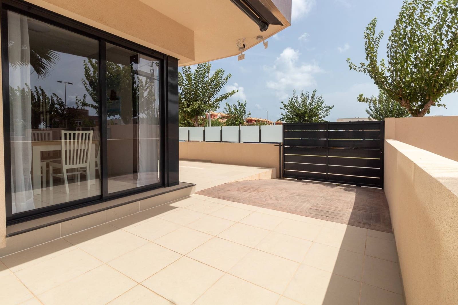 3 soverom Leilighet til leie i Torre de la Horadada - € 4 200 (Ref: 9945837)