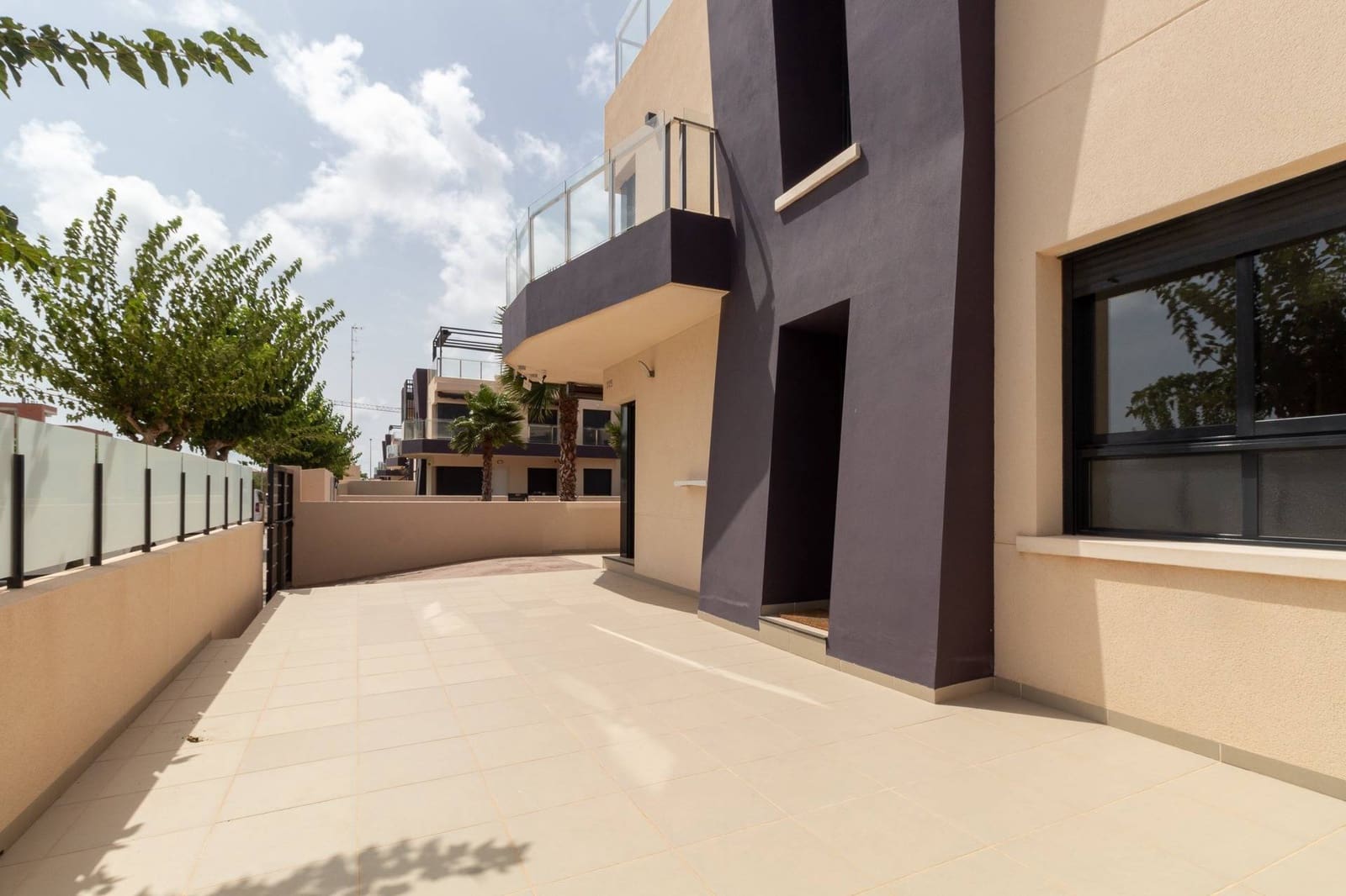 3 soverom Leilighet til leie i Torre de la Horadada - € 4 200 (Ref: 9945837)