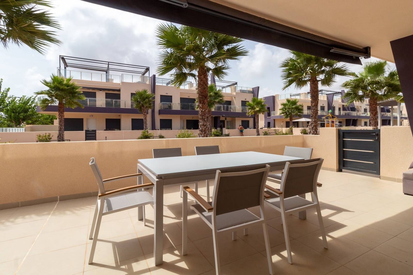 3 soverom Leilighet til leie i Torre de la Horadada - € 4 200 (Ref: 9945837)