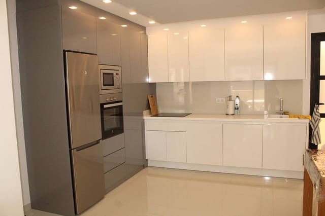 2 soverom Leilighet til leie i Torre de la Horadada, Pilar de la Horadada - € 4 200 (Ref: 9945838)
