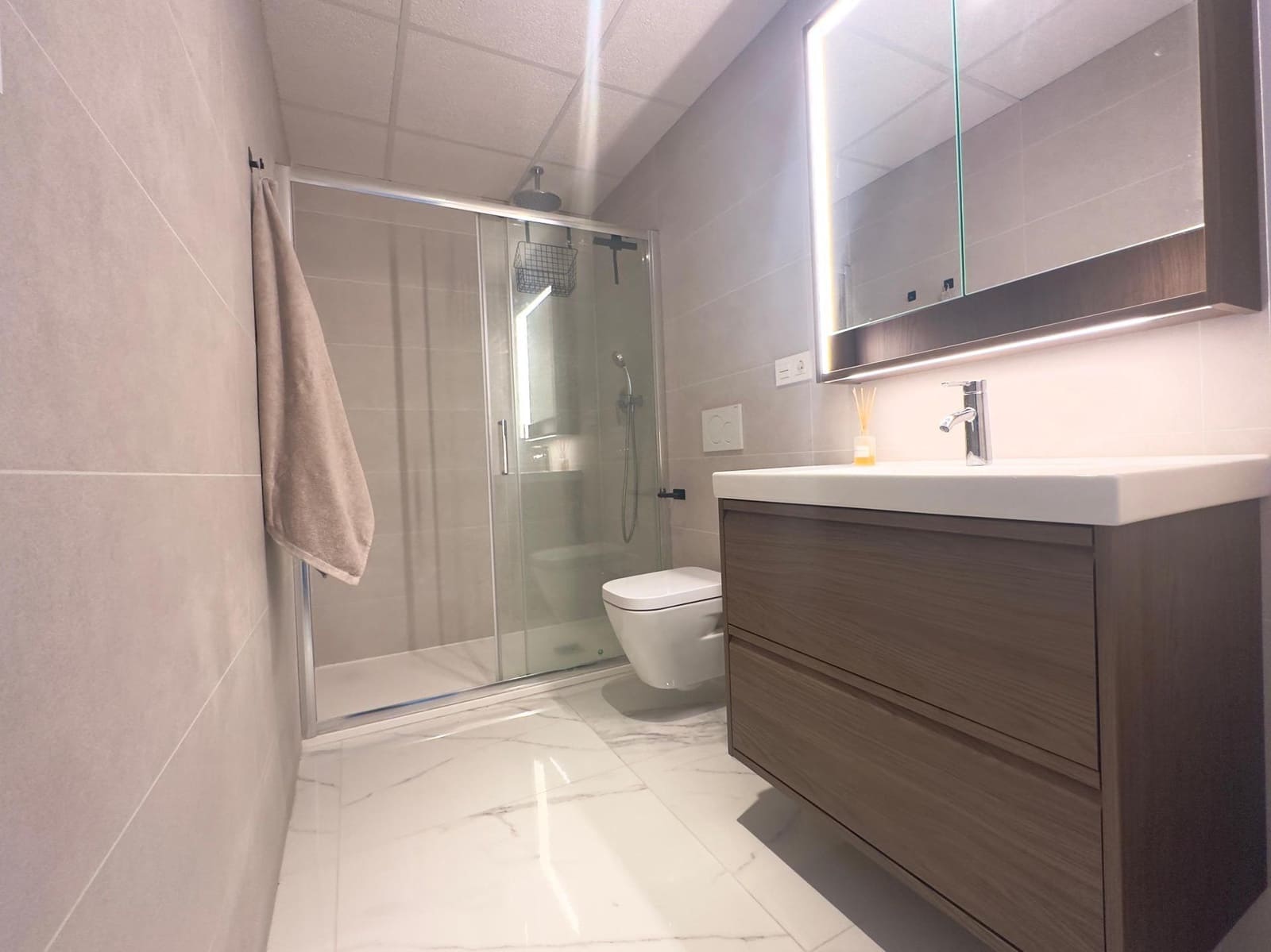 2 sypialnia Apartament na sprzedaż w Orihuela Costa z basenem - 259 000 € (Ref: 9998901)