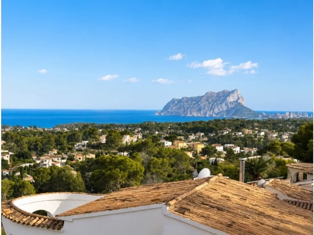 3 soverom Villa til salgs i Benissa med garasje - € 515 000 (Ref: 10003616)