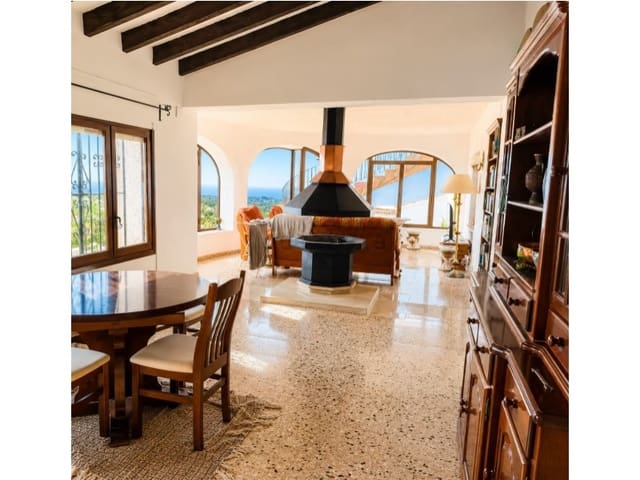 3 soverom Villa til salgs i Benissa med garasje - € 515 000 (Ref: 10003616)