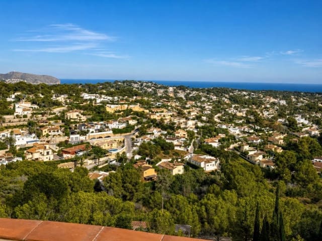 3 soverom Villa til salgs i Benissa med garasje - € 515 000 (Ref: 10003616)