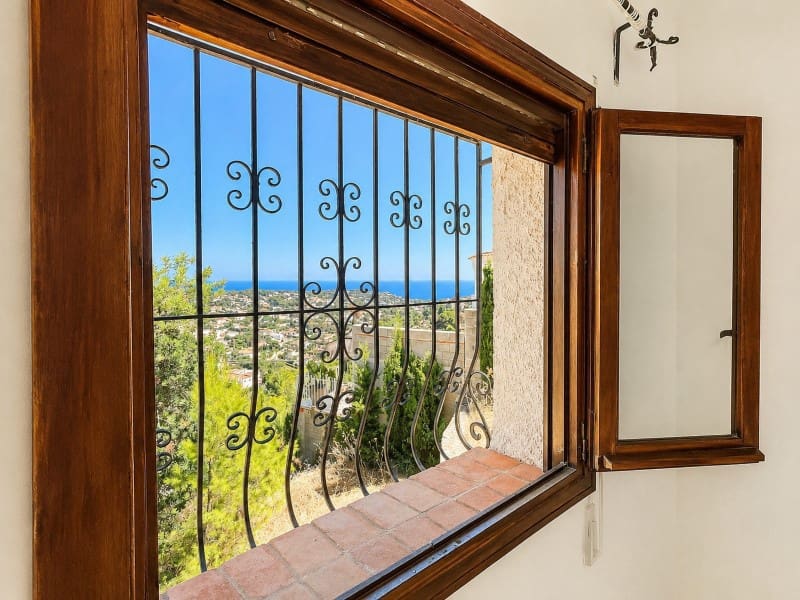 3 bedroom Villa for sale in Benissa with garage - € 515,000 (Ref: 10003616)
