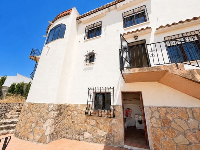 3 bedroom Villa for sale in Benissa with garage - € 515,000 (Ref: 10003616)