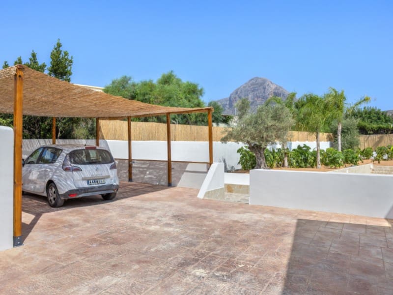 5 bedroom Villa for sale in Javea / Xabia with pool garage - € 1,650,000 (Ref: 10006334)