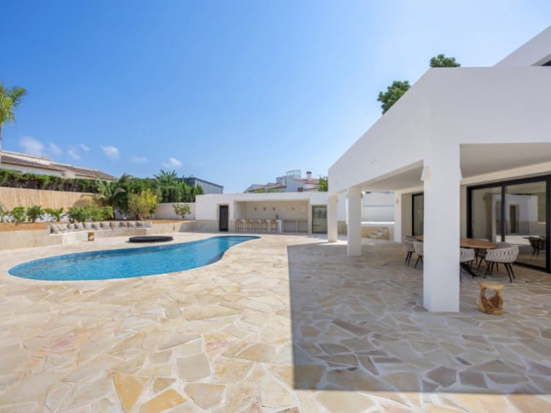 5 bedroom Villa for sale in Javea / Xabia with pool garage - € 1,650,000 (Ref: 10006334)