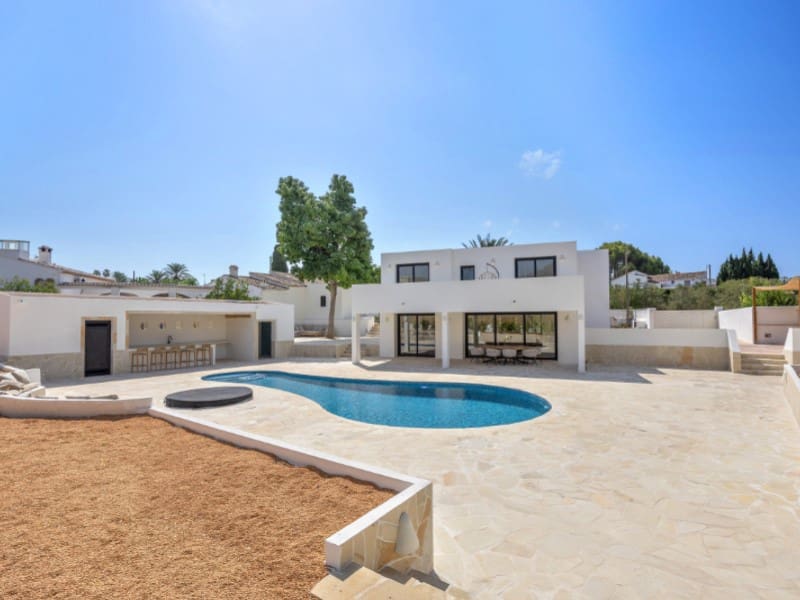 5 bedroom Villa for sale in Javea / Xabia with pool garage - € 1,650,000 (Ref: 10006334)