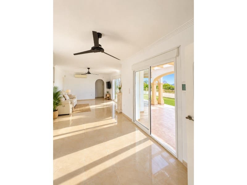 4 camera da letto Villa in vendita in Beniarbeig con piscina garage - 850.000 € (Rif: 10070753)
