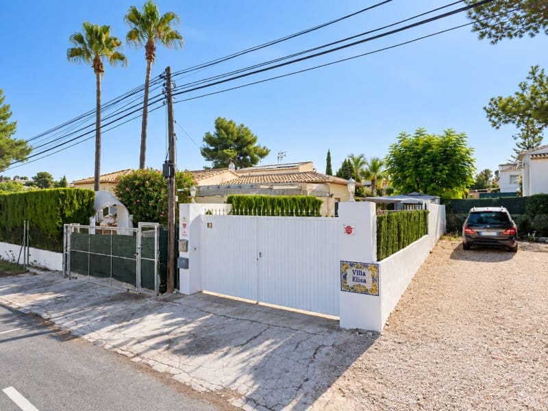 6 soverom Villa til salgs i Javea / Xabia med svømmebasseng garasje - € 595 000 (Ref: 10078155)