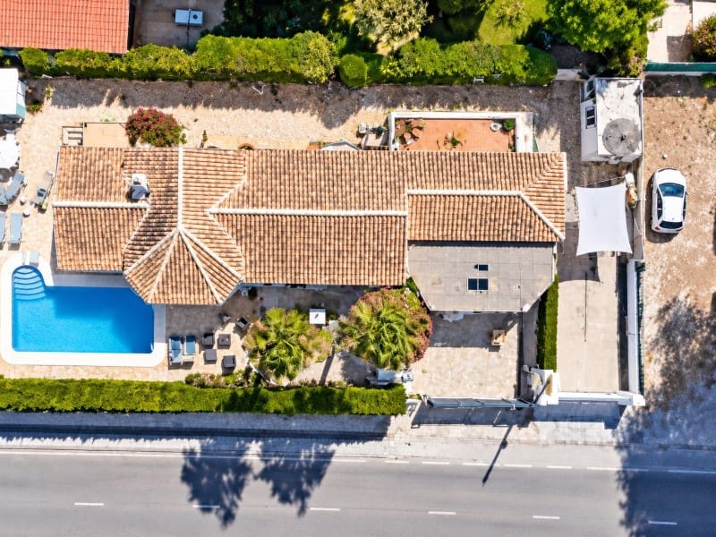 6 soverom Villa til salgs i Javea / Xabia med svømmebasseng garasje - € 595 000 (Ref: 10078155)