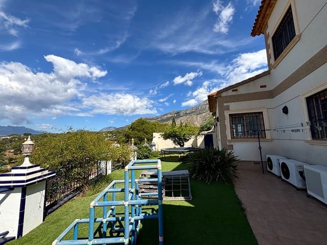 Chalet de 6 habitaciones en Altea la Vella, Altea en venta con piscina garaje - 2.200.000 € (Ref: 10078157)