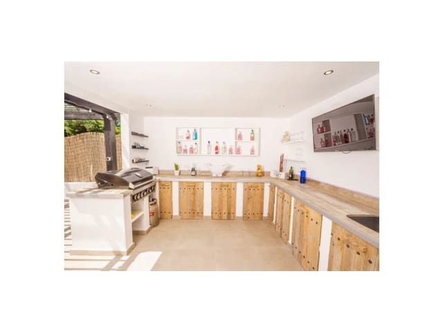 4 slaapkamer Villa te koop in Cap Martí - El Tossalet - Pinomar, Javea / Xàbia met zwembad - € 1.850.000 (Ref: 10078158)