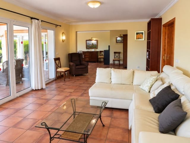 9 soveværelse Villa til salg i Partida Tosal - Zona del Castellans, Javea / Xàbia med swimmingpool - € 2.000.000 (Ref: 10078159)