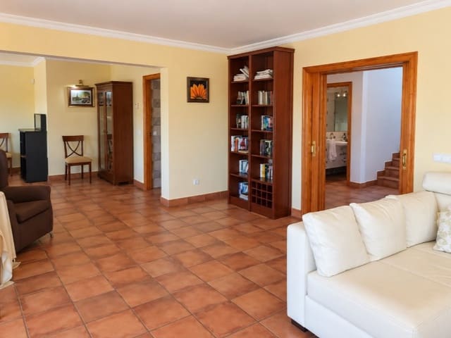 9 soveværelse Villa til salg i Partida Tosal - Zona del Castellans, Javea / Xàbia med swimmingpool - € 2.000.000 (Ref: 10078159)