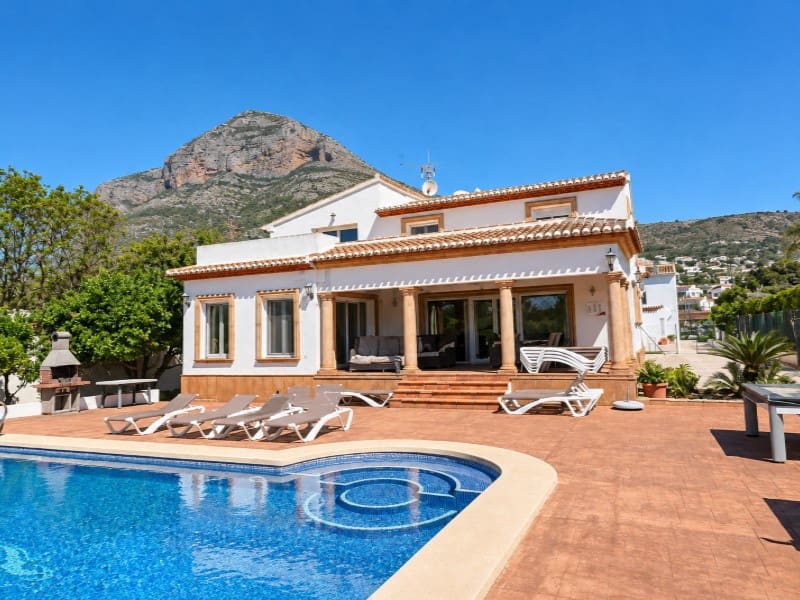 9 soveværelse Villa til salg i Javea / Xabia med swimmingpool - € 2.000.000 (Ref: 10078159)