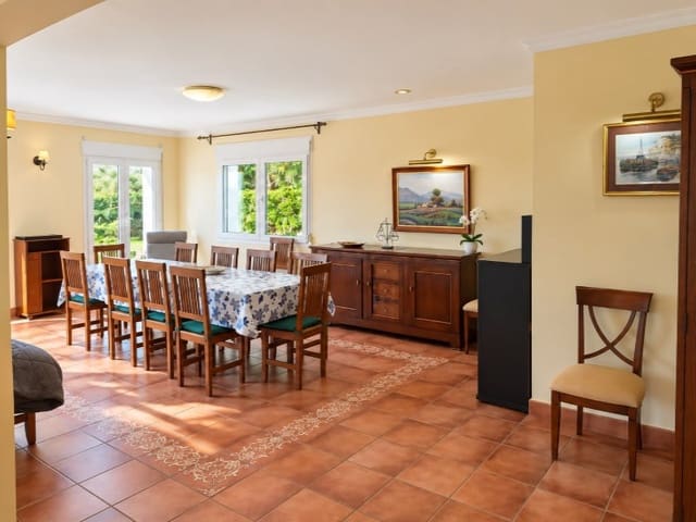 9 soveværelse Villa til salg i Partida Tosal - Zona del Castellans, Javea / Xàbia med swimmingpool - € 2.000.000 (Ref: 10078159)