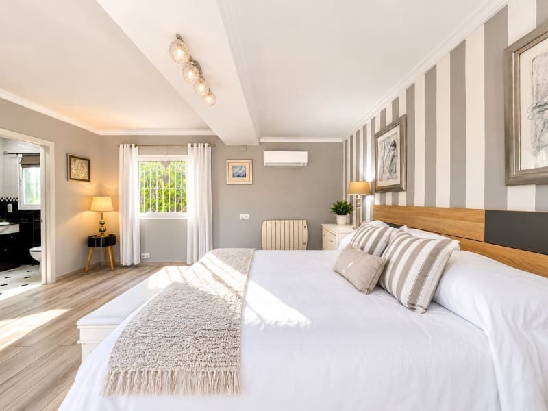 5 chambre Villa/Maison à vendre à Javea / Xabia avec piscine garage - 700 000 € (Ref: 10086041)