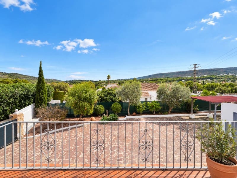 5 chambre Villa/Maison à vendre à Javea / Xabia avec piscine garage - 700 000 € (Ref: 10086041)