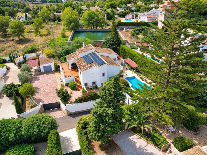 5 chambre Villa/Maison à vendre à Javea / Xabia avec piscine garage - 700 000 € (Ref: 10086041)