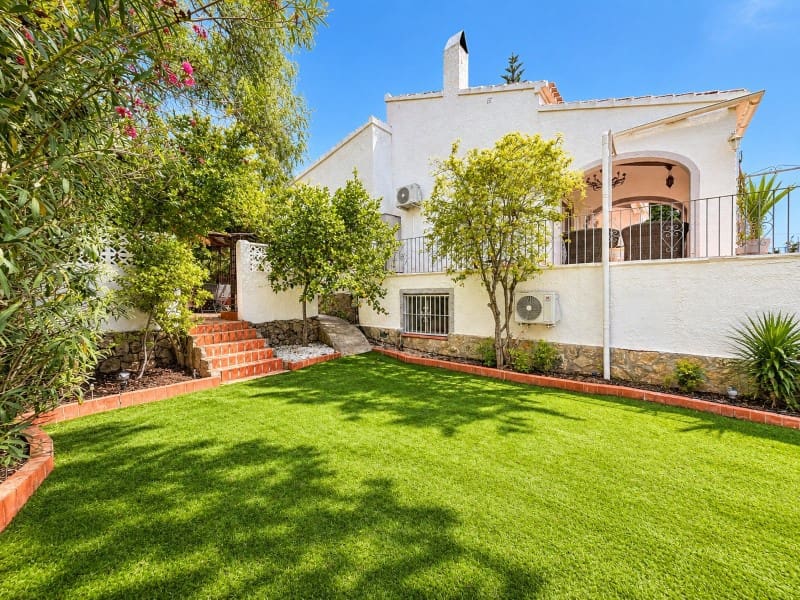 5 chambre Villa/Maison à vendre à Javea / Xabia avec piscine garage - 700 000 € (Ref: 10086041)