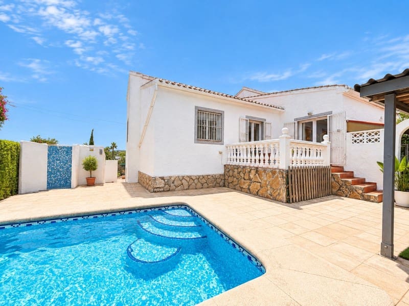 5 chambre Villa/Maison à vendre à Javea / Xabia avec piscine garage - 700 000 € (Ref: 10086041)
