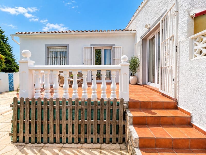5 chambre Villa/Maison à vendre à Javea / Xabia avec piscine garage - 700 000 € (Ref: 10086041)