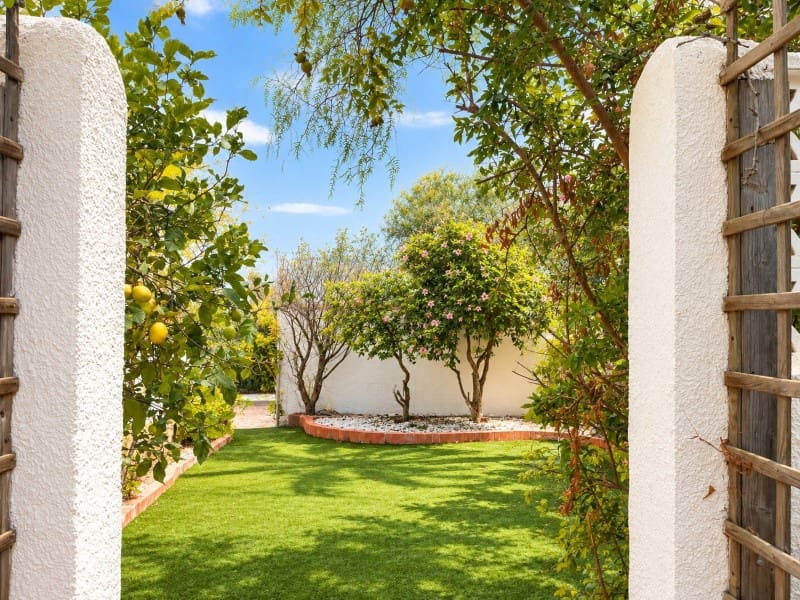 5 chambre Villa/Maison à vendre à Javea / Xabia avec piscine garage - 700 000 € (Ref: 10086041)
