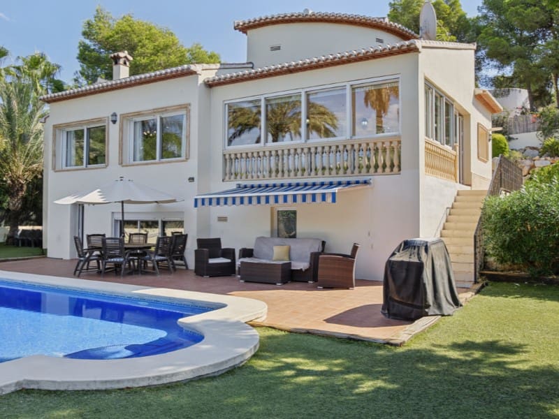 Chalet de 3 habitaciones en Javea / Xàbia en venta con piscina - 795.000 € (Ref: 10089398)