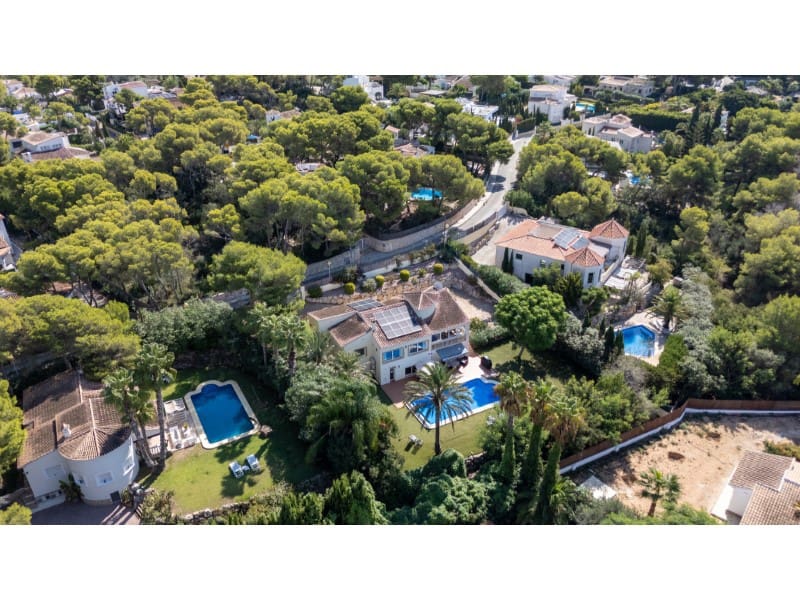 Chalet de 3 habitaciones en Javea / Xàbia en venta con piscina - 795.000 € (Ref: 10089398)
