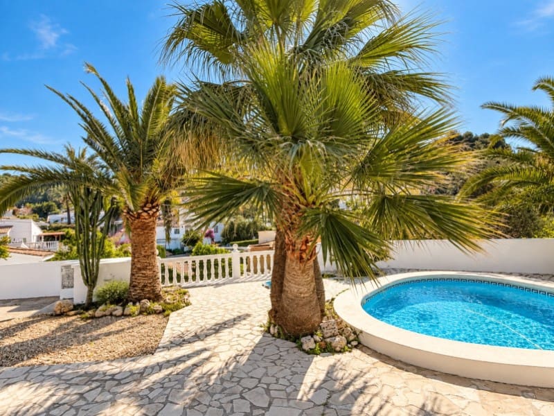 Chalet de 4 habitaciones en Altea en venta con piscina - 689.000 € (Ref: 10110947)