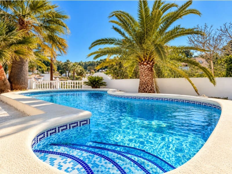 Chalet de 4 habitaciones en Altea en venta con piscina - 689.000 € (Ref: 10110947)