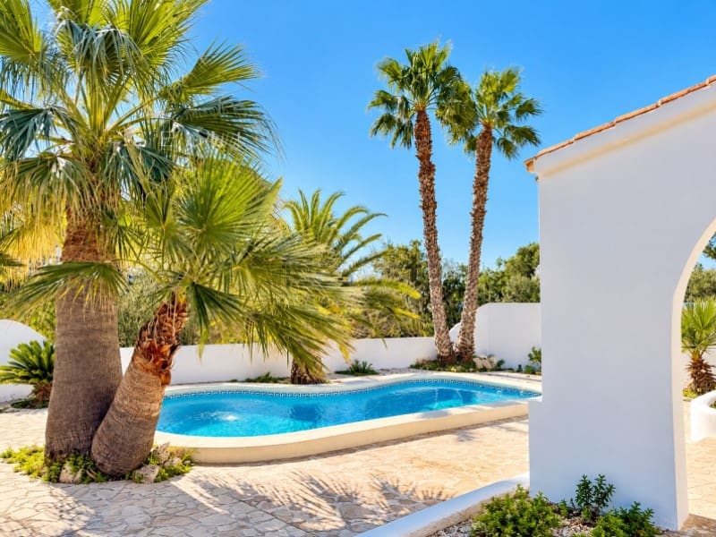 Chalet de 4 habitaciones en Altea en venta con piscina - 689.000 € (Ref: 10110947)