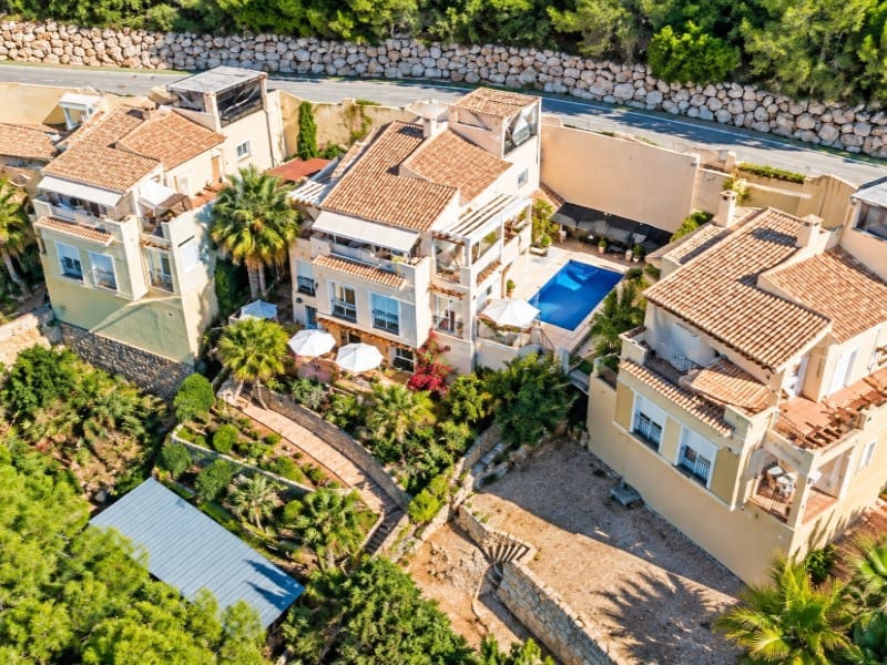 Chalet de 5 habitaciones en Altea en venta con piscina - 790.000 € (Ref: 10110950)