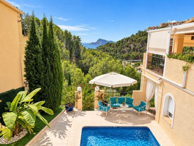 5 sovrum Villa till salu i Altea med pool - 690 000 € (Ref: 10110950)
