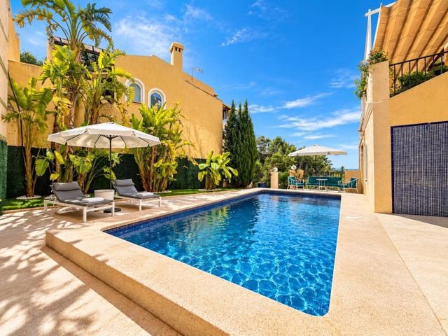 5 sovrum Villa till salu i Altea med pool - 690 000 € (Ref: 10110950)