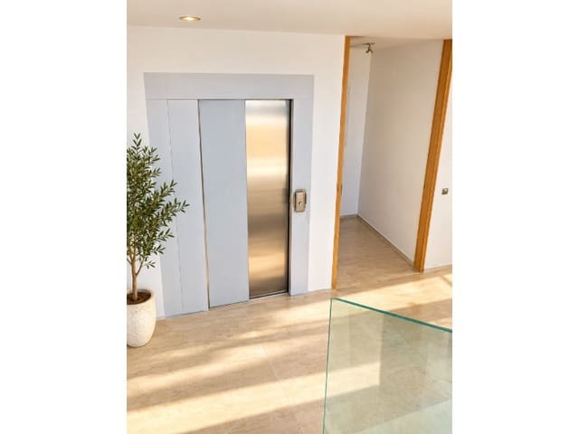 4 soverom Villa til salgs i Altea la Vella, Altea med svømmebasseng garasje - € 850 000 (Ref: 10110951)