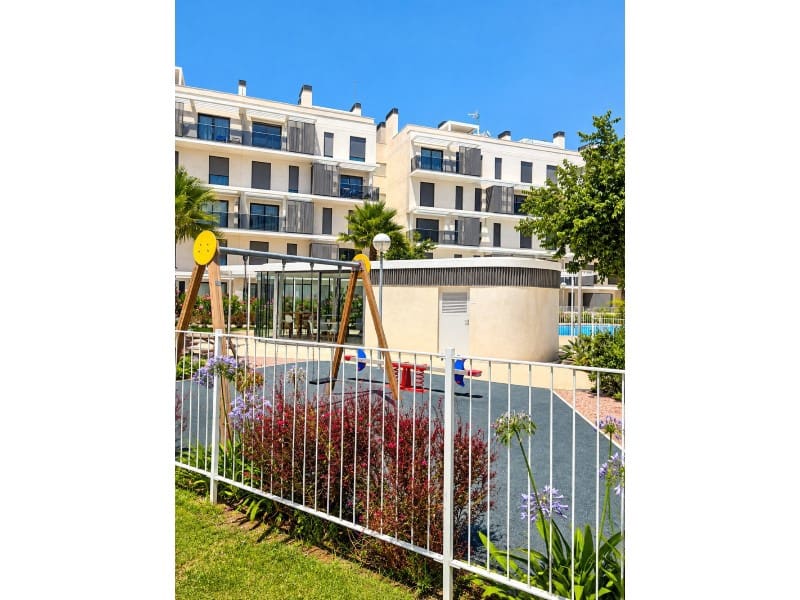 2 soverom Leilighet til salgs i Denia med svømmebasseng garasje - € 365 900 (Ref: 10150332)