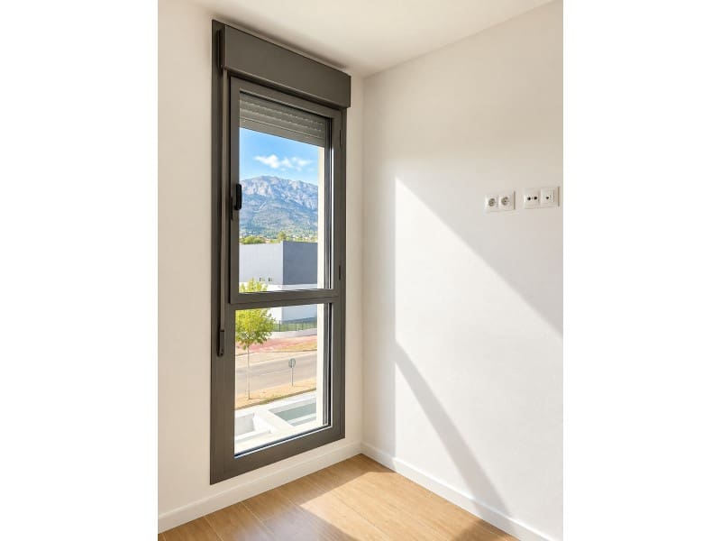 2 soverom Leilighet til salgs i Denia med svømmebasseng garasje - € 365 900 (Ref: 10150332)