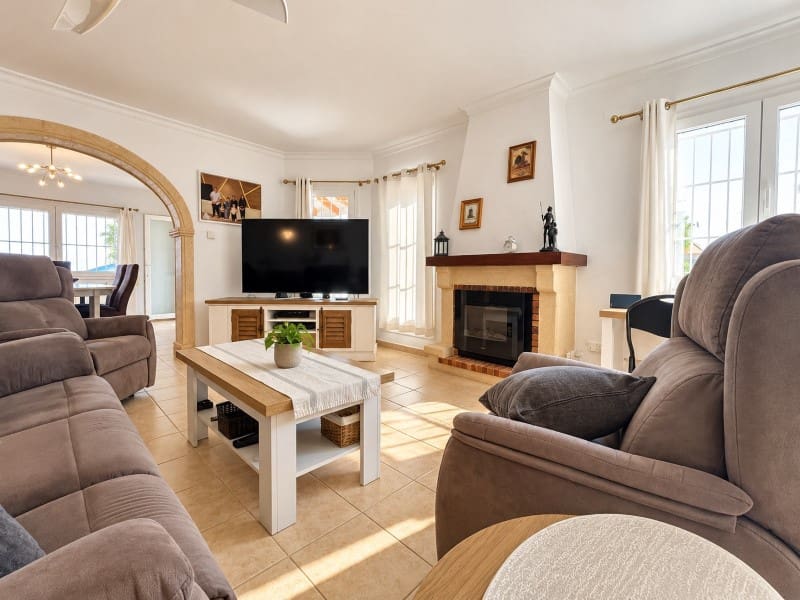3 bedroom Villa for sale in Benitachell / Benitatxell with pool garage - € 649,000 (Ref: 10162887)