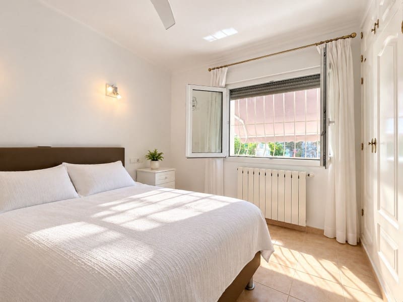 3 bedroom Villa for sale in Benitachell / Benitatxell with pool garage - € 649,000 (Ref: 10162887)