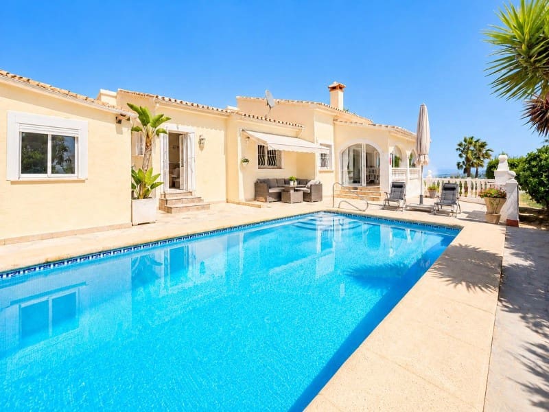 3 bedroom Villa for sale in Benitachell / Benitatxell with pool garage - € 649,000 (Ref: 10162887)