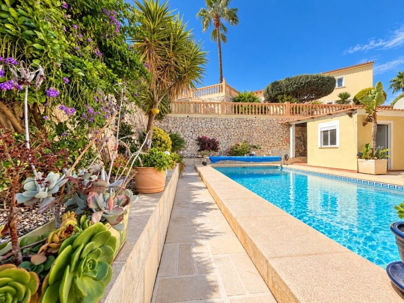 3 bedroom Villa for sale in Benitachell / Benitatxell with pool garage - € 649,000 (Ref: 10162887)