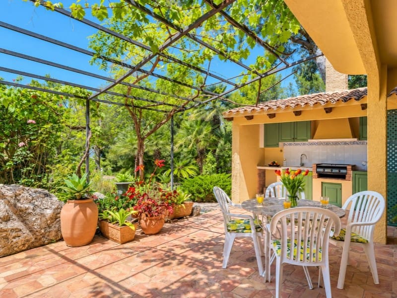 5 bedroom Villa for sale in Altea la Vella with pool garage - € 1,580,000 (Ref: 10182886)