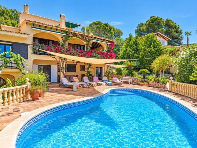 5 bedroom Villa for sale in Altea la Vella, Altea with pool garage - € 1,580,000 (Ref: 10182886)