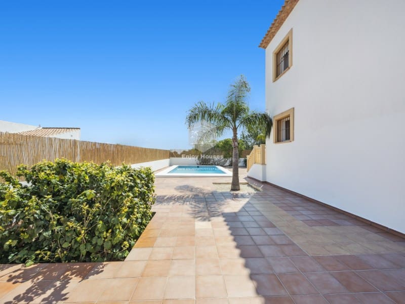 3 sovrum Villa till salu i Javea / Xabia med pool - 427 500 € (Ref: 8916928)