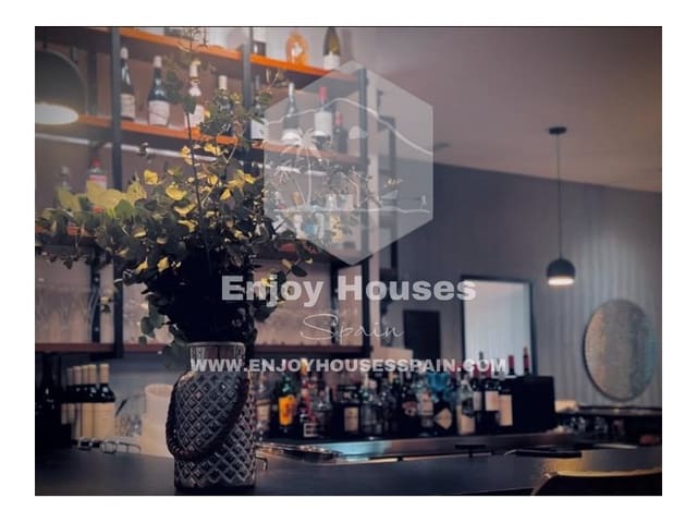 Restaurant/bar te huur in Casco Urbano, Teulada-Moraira - € 2.550 (Ref: 8916977)