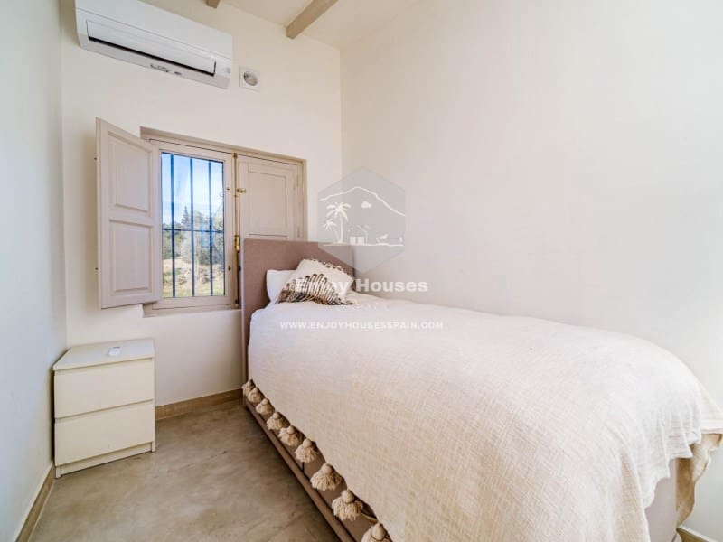 5 bedroom Finca/Country House for sale in Jesus Pobre with pool garage - € 1,550,000 (Ref: 8917009)